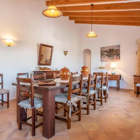 Es Castellot Vell Holiday home *